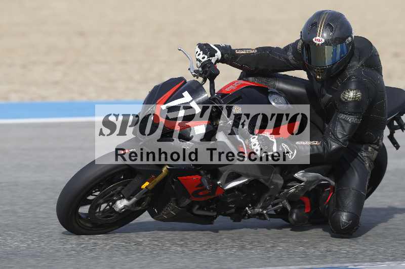 /Archiv-2024/01 26.-28.01.2024 Moto Center Thun Jerez/Gruppe gruen-green/77